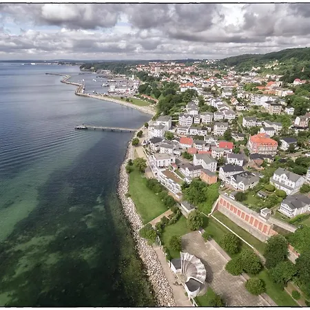 Meerforelle 207 - Seeblick Apartment Sassnitz